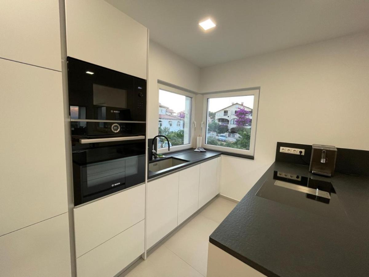 Apartment Rahat Ližnjan Eksteriør bilde