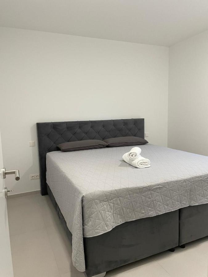 Apartment Rahat Ližnjan Eksteriør bilde